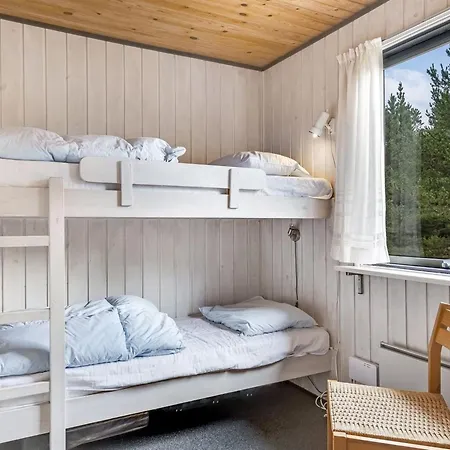 Feriehus Falki - 2-5km From The Sea By Interhome *